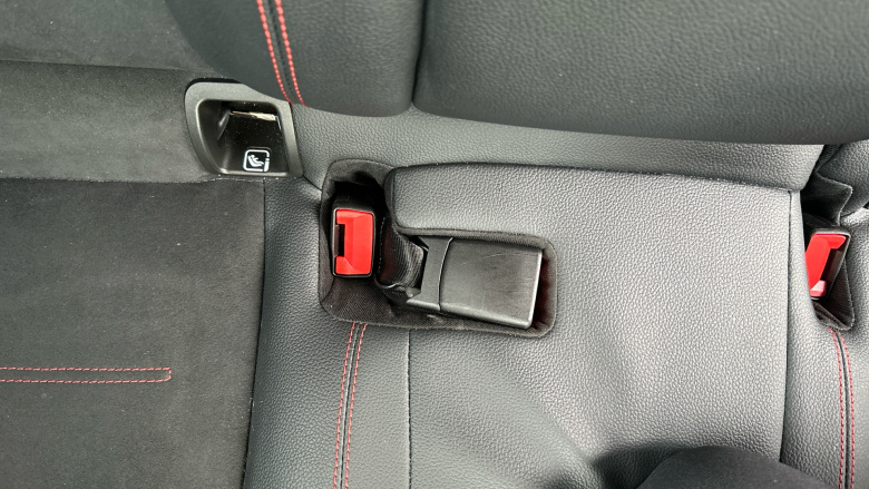 Mercedes-Benz GLA 200d AMG Line Executive 5dr Auto Diesel Hatchback